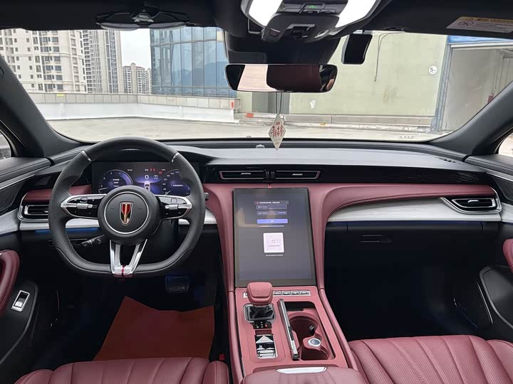 Фото 6 - Hongqi H5