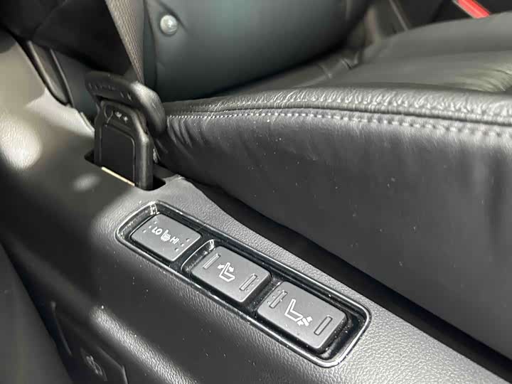 Фото 8 - Honda Elysion