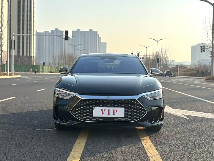 Фото 2 - BYD Han