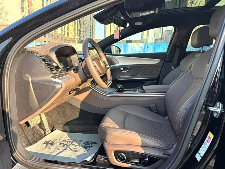 Фото 7 - BYD Han