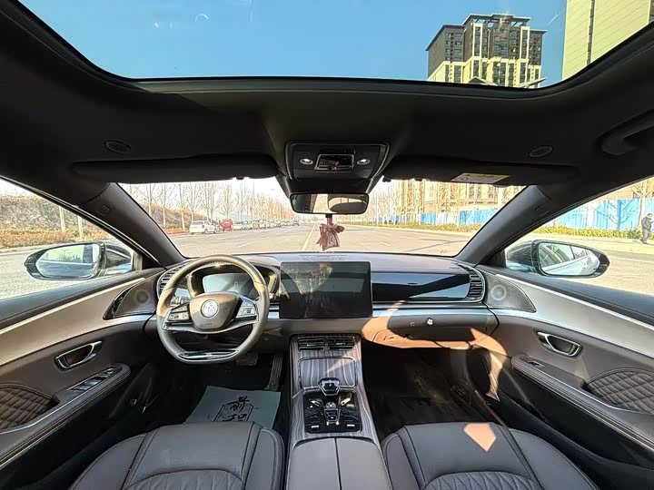 Фото 8 - BYD Han