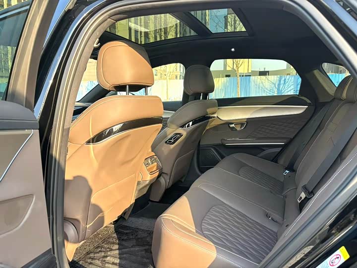 Фото 9 - BYD Han