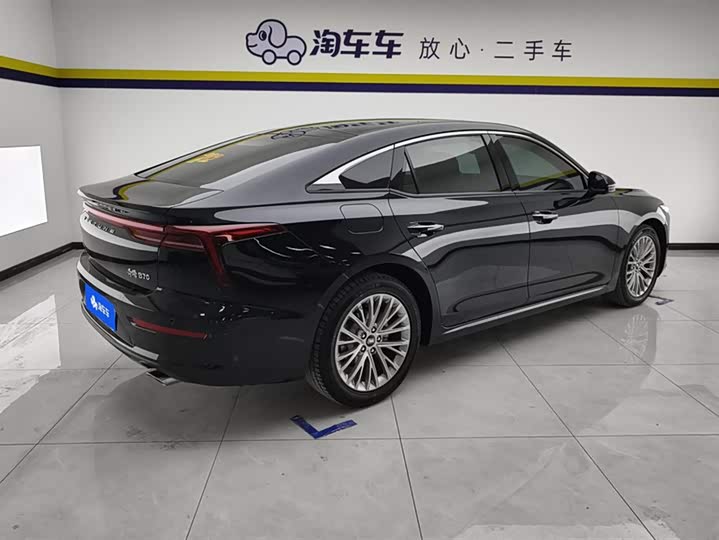 Фото 3 - Bestune B70