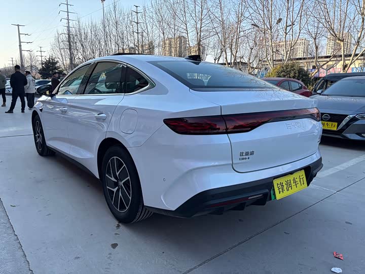 Фото 4 - BYD Qin L