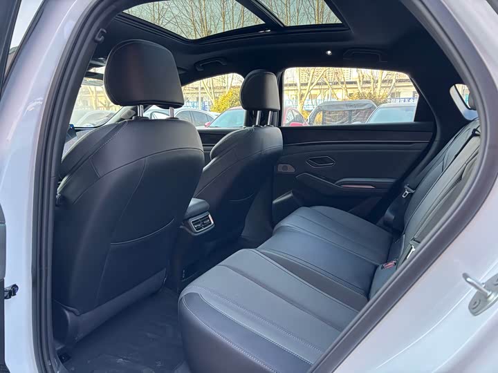 Фото 9 - BYD Qin L