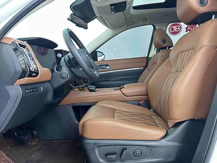 Фото 7 - Nissan Pathfinder