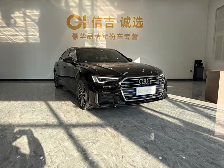 Фото 2 - Audi A6L