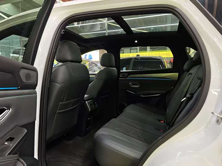 Фото 9 - BYD Song L DM-i Hybrid