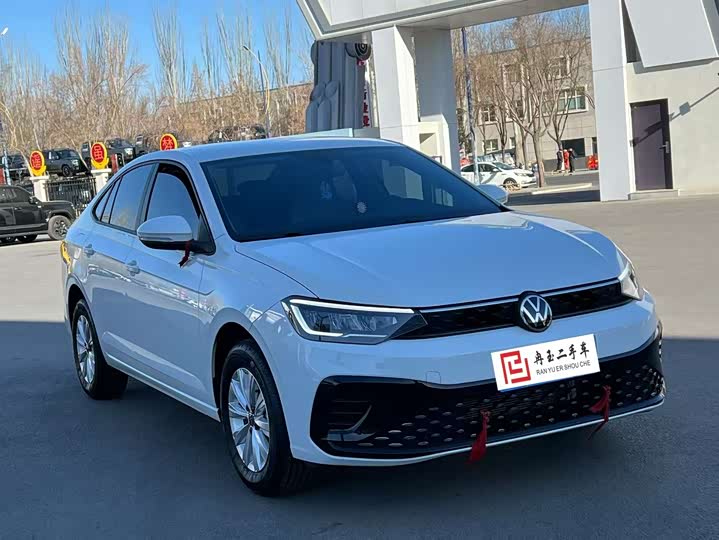 Photo 3 - Volkswagen Lavida