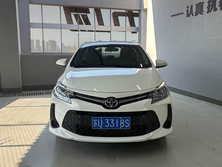 Фото 2 - Toyota Vios FS