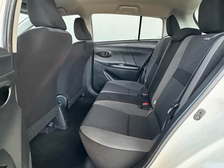 Фото 9 - Toyota Vios FS