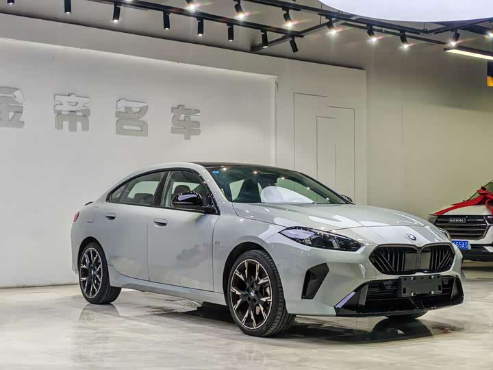 Фото 3 - BMW 2 Series