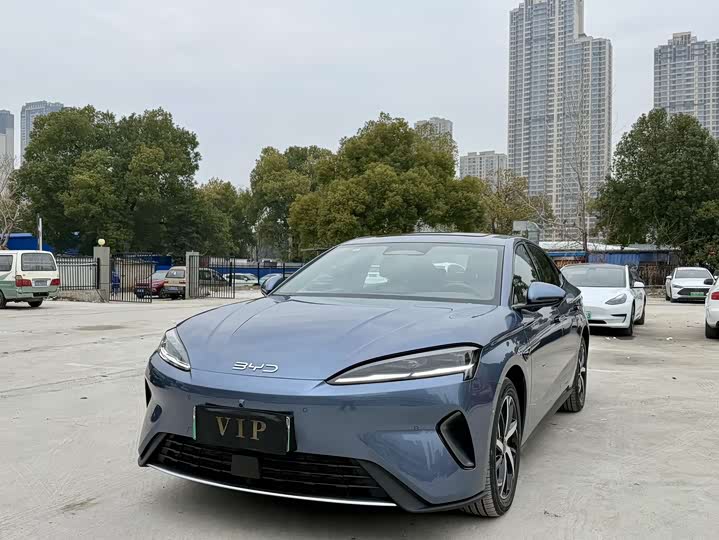 Фото 1 - BYD Seal 07 DM-i Hybrid
