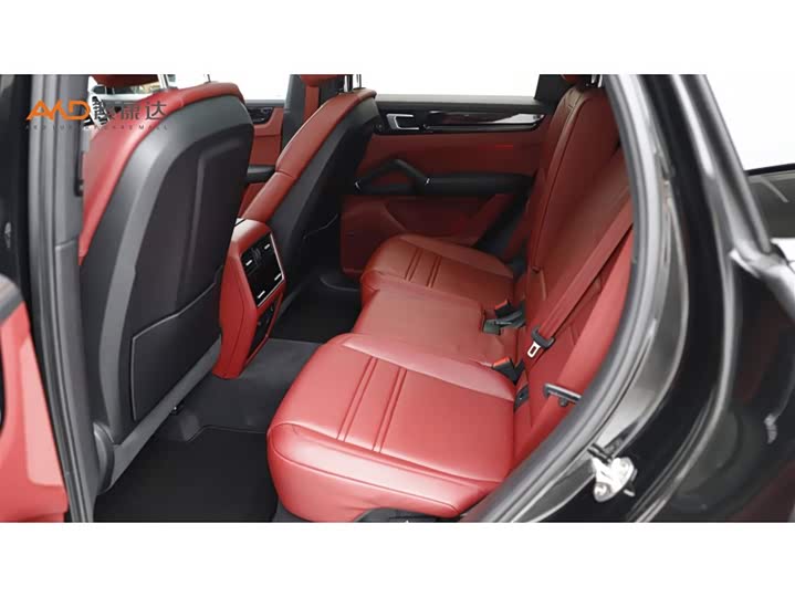 Фото 7 - Porsche Cayenne