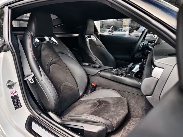 Фото 5 - Toyota Supra