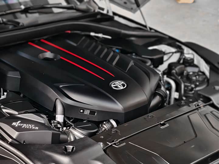 Фото 7 - Toyota Supra