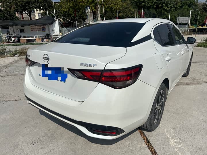 Фото 7 - Nissan Sylphy