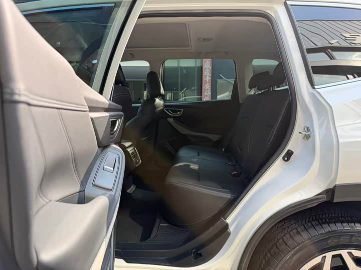 Фото 6 - Subaru Forester