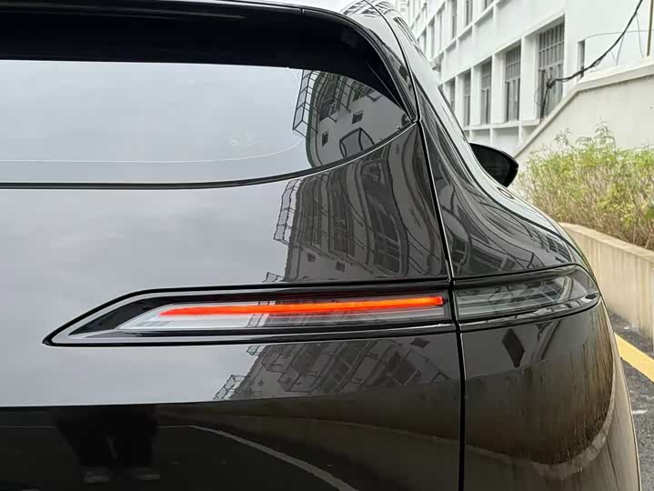 Фото 8 - Avatr 07