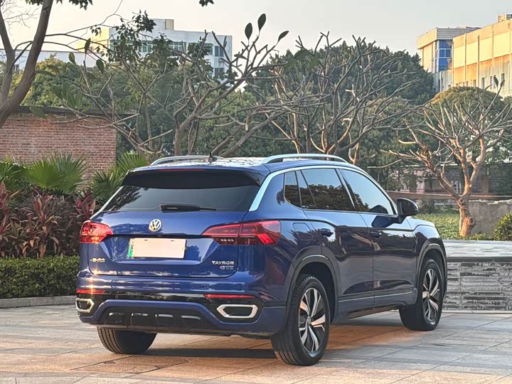 Фото 9 - Volkswagen Tayron GTE Hybrid