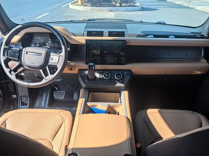 Фото 8 - Land Rover Defender