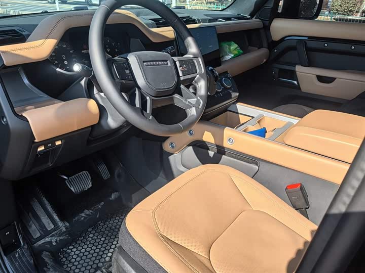 Фото 9 - Land Rover Defender