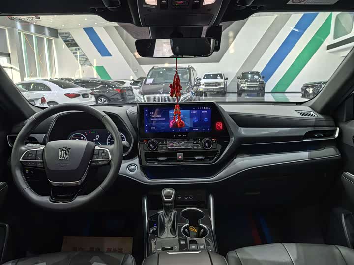 Фото 5 - Toyota Crown Kluger