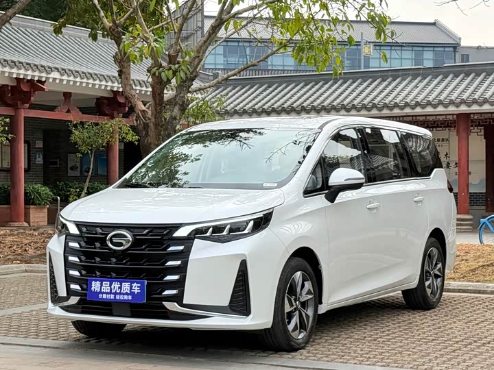 Фото 1 - GAC Trumpchi M6