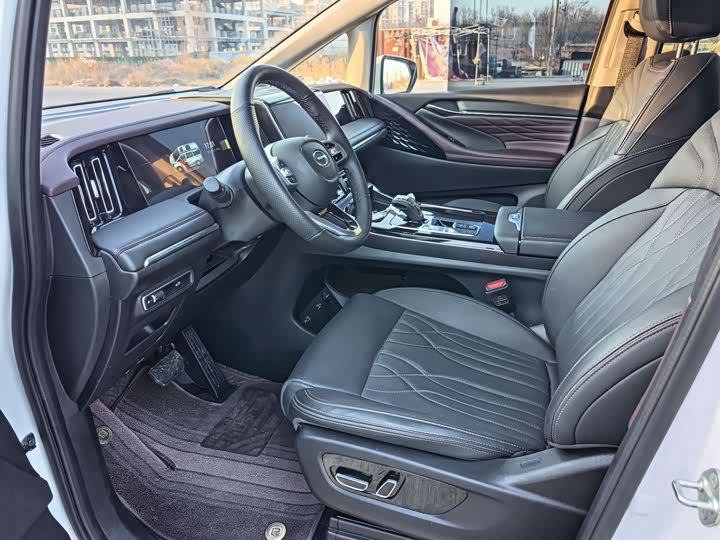 Фото 7 - GAC Trumpchi M8