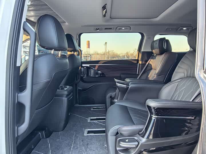 Фото 9 - GAC Trumpchi M8