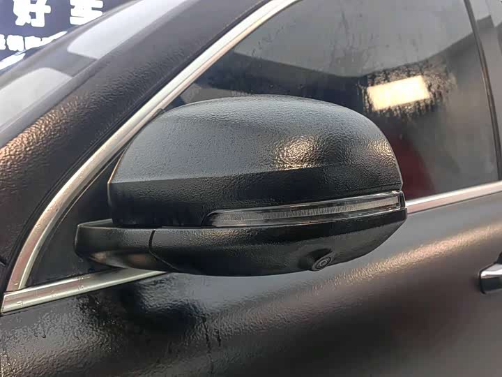 Фото 4 - Tank 500 Hybrid