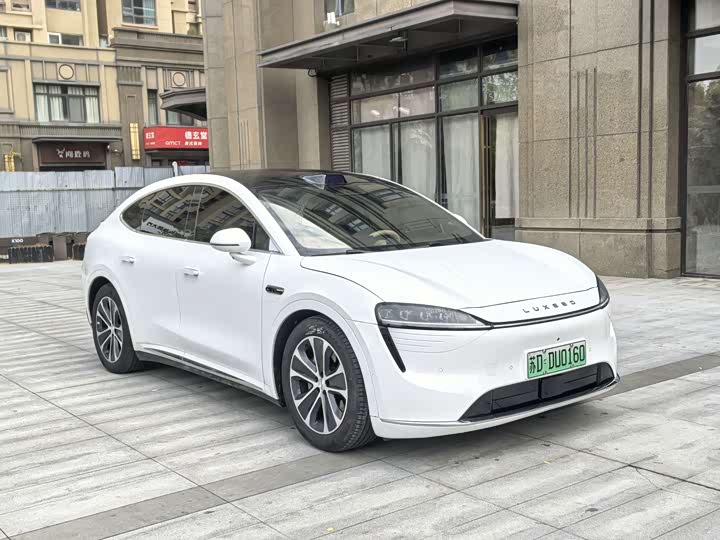 Фото 3 - Luxeed R7