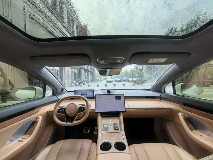 Фото 5 - Luxeed R7