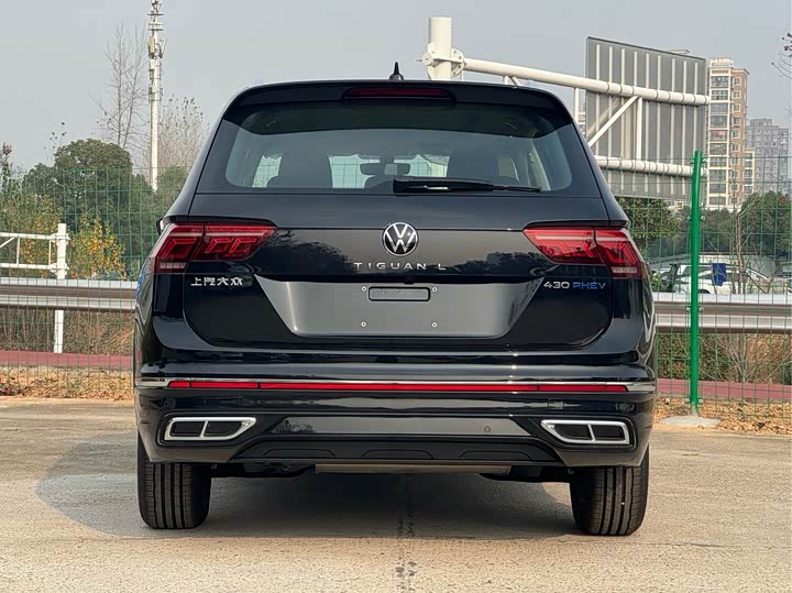 Фото 8 - Volkswagen Tiguan L Hybrid
