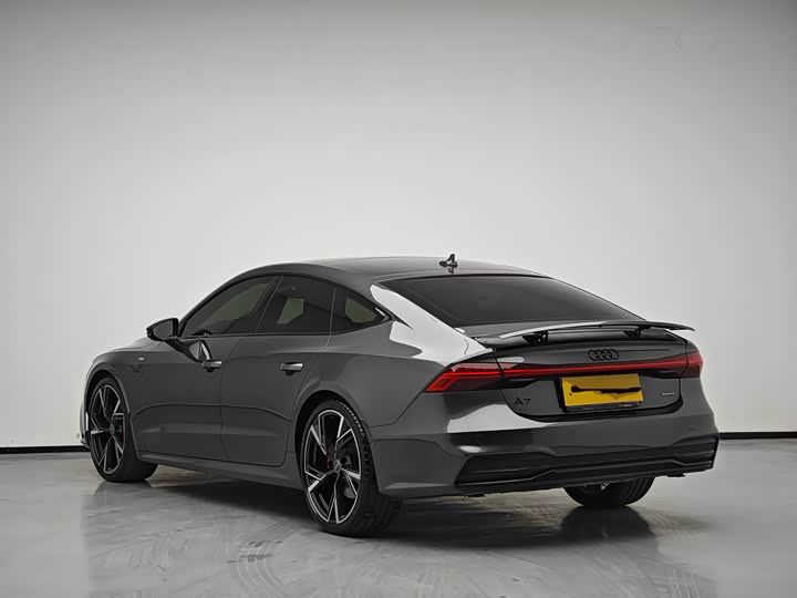 Фото 3 - Audi A7