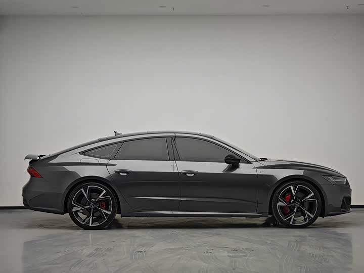 Фото 5 - Audi A7