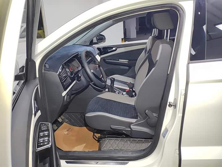 Фото 9 - Jetta VS5