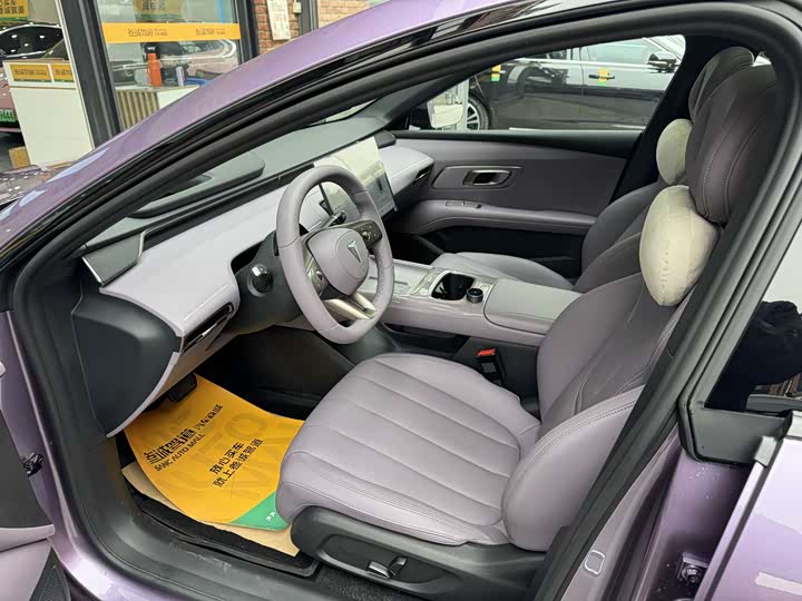 Фото 7 - Changan Deepal L06