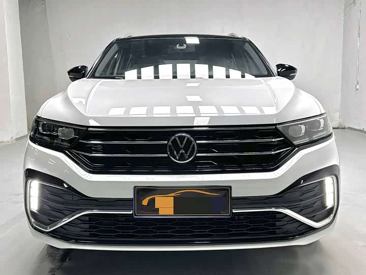 Фото 8 - Volkswagen T-Roc