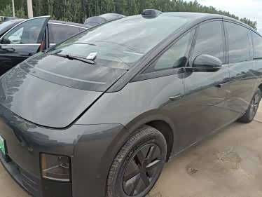 Фото 1 - LiXiang Mega