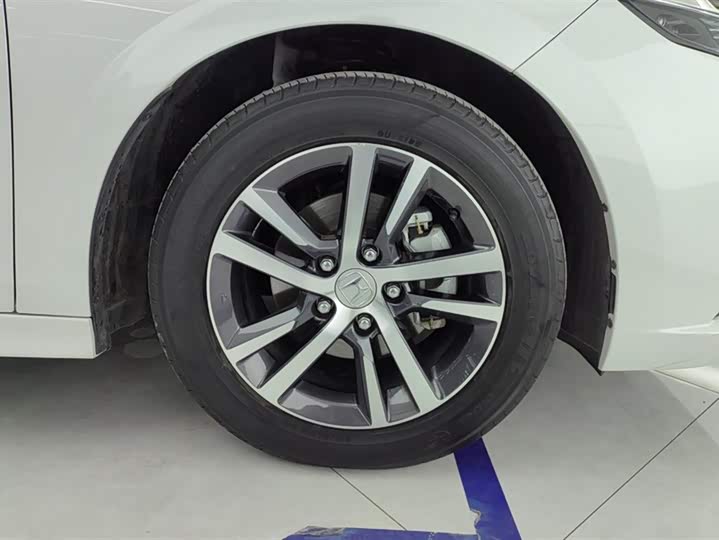 Фото 6 - Honda Integra