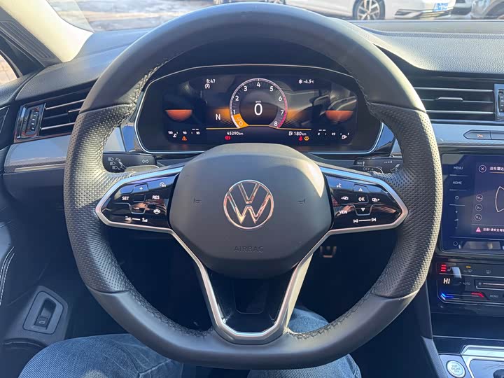 Фото 9 - Volkswagen Magotan