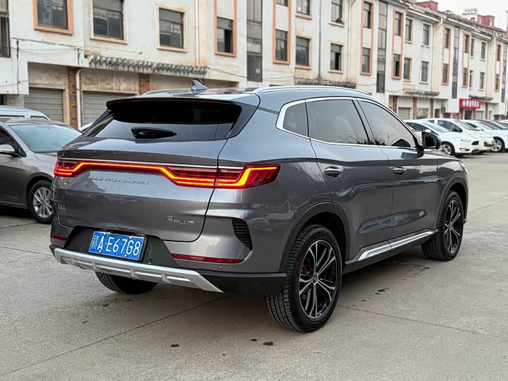 Фото 9 - BYD Song Plus