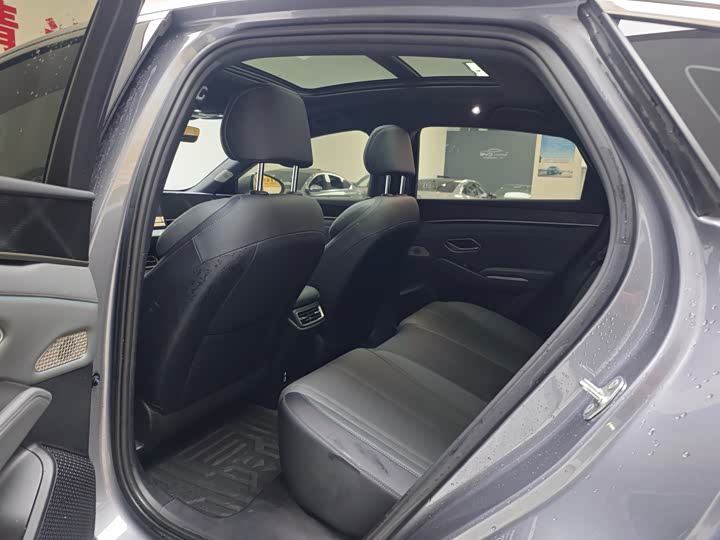 Фото 9 - BYD Qin L