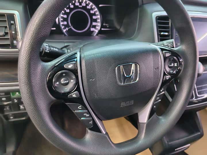 Фото 5 - Honda Odyssey