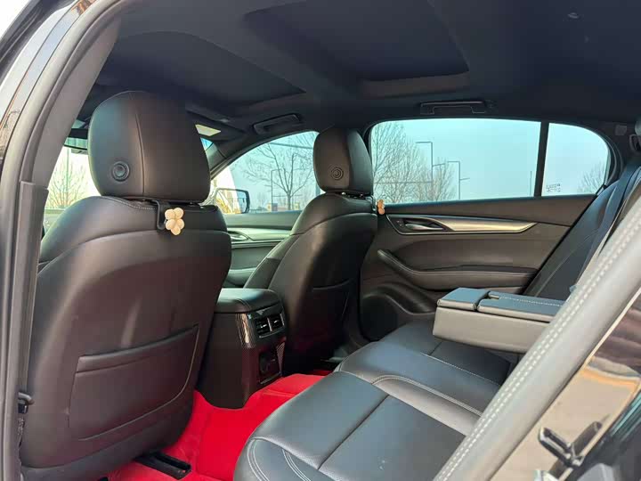 Фото 6 - Cadillac CT5