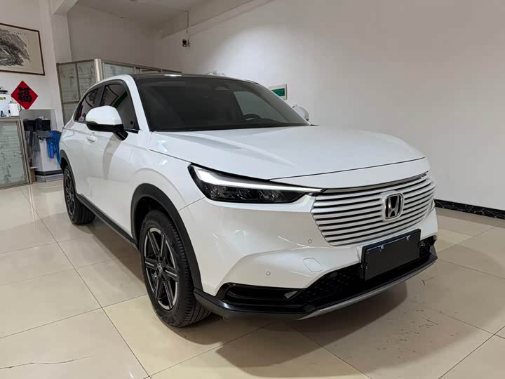 Фото 3 - Honda Vezel