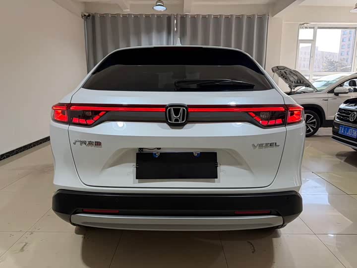 Фото 5 - Honda Vezel