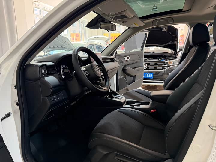 Фото 8 - Honda Vezel