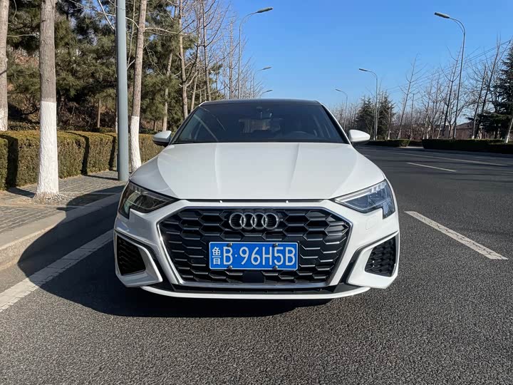 Фото 2 - Audi A3